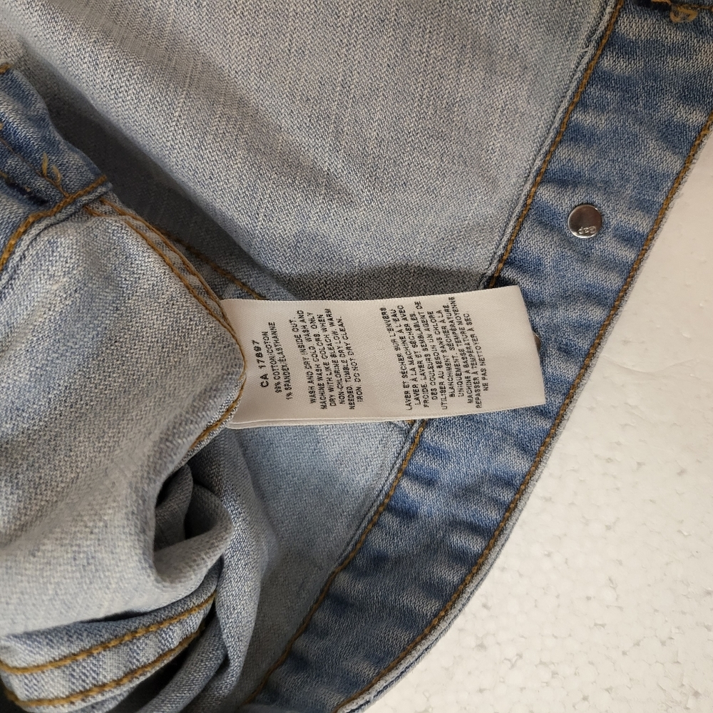 GAP | Denim Sleeveless Jacket - Picture 5 of 8